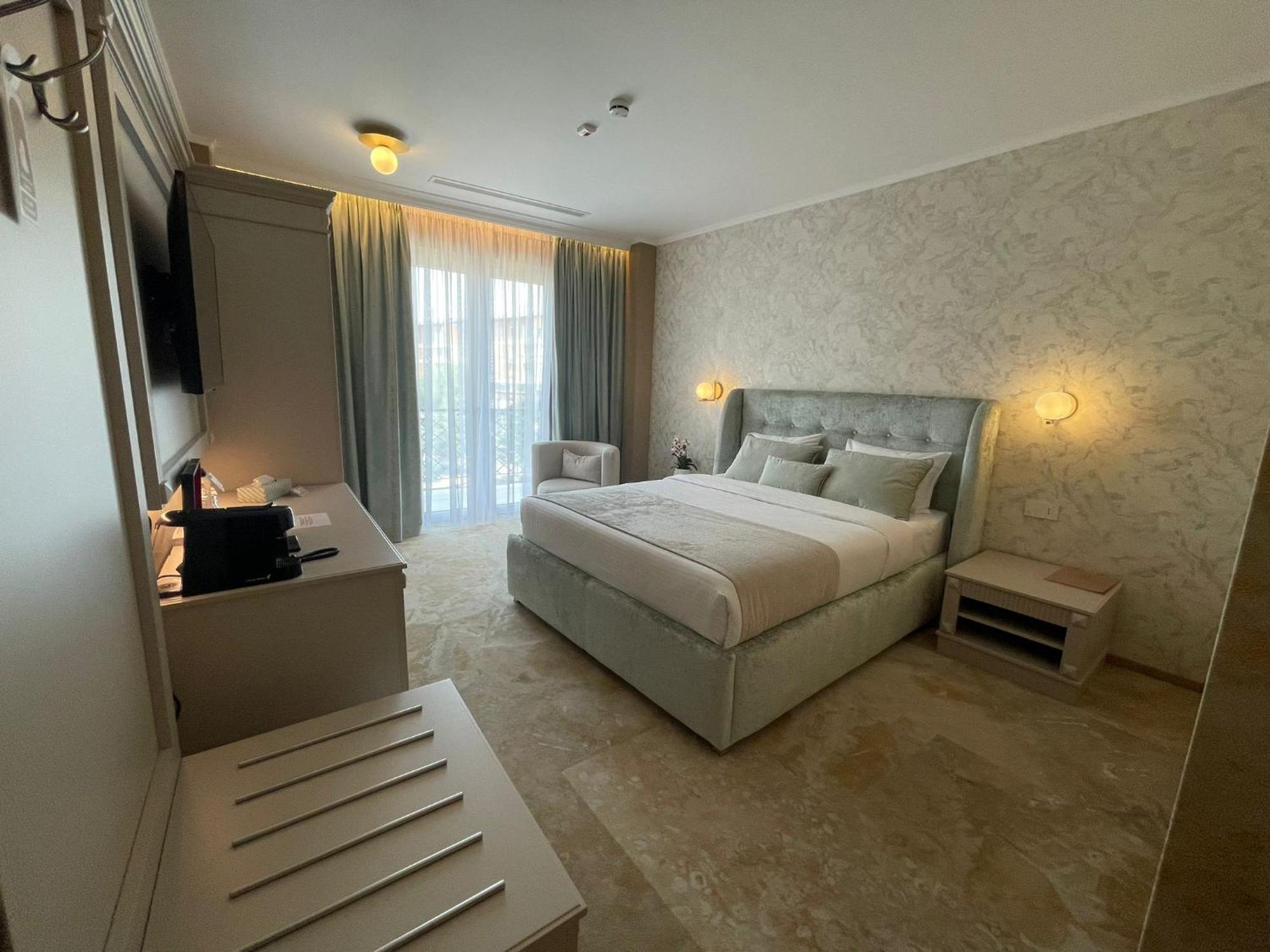 Boutique Hotel Bals 外观 照片