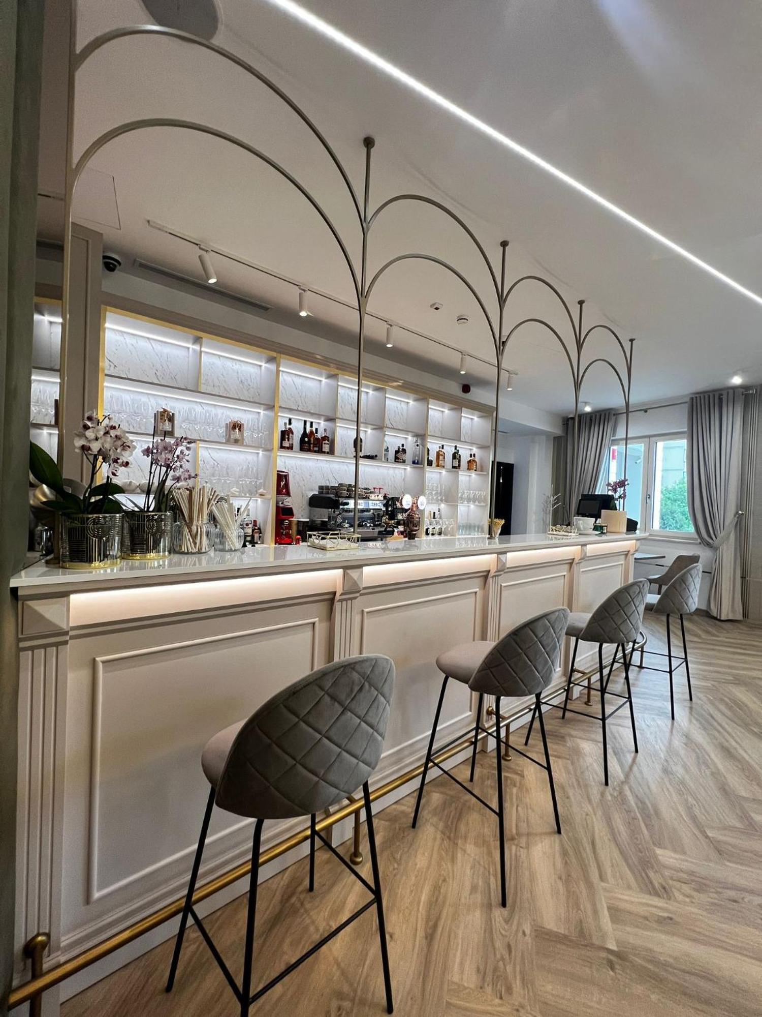 Boutique Hotel Bals 外观 照片
